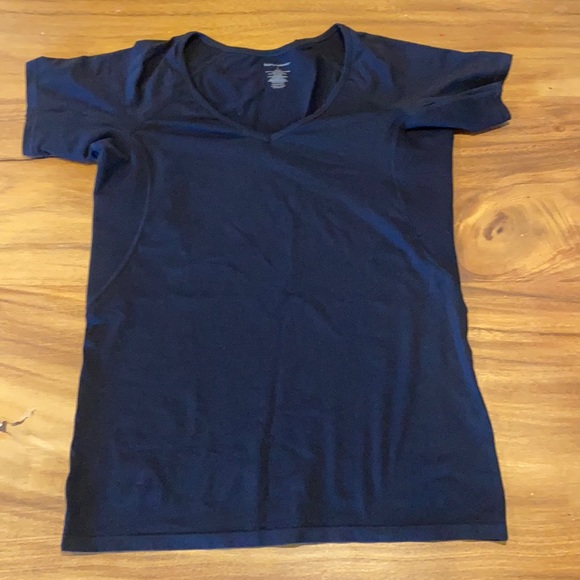 KNIX Don’t Sweat It Knixwear Moisture Wicking Tee Jersey Knit T-Shirt - Picture 2 of 4